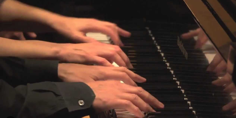 Dietro le Quinte dell’Ascolto – Quattro Mani, Un Piano - Sonia Dorigo